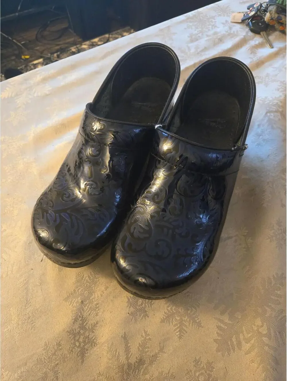 Dansko Professional Black Tooled Patent Leather Clogs Size EU 40